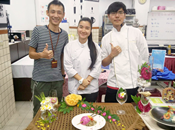 นักศึกษาคหกรรมศาสตร์
ฝึกประสบการณ์วิชาชีพ ประเทศไต้หวัน
ร่วมแข่งขันการทำบะหมี่
คว้ารางวัลในลำดับที่ 4