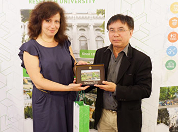 ผู้บริหารคณะวิทยาศาสตร์ฯ
ประสานความร่วมมือทางวิชาการ
ผลักดันนักศึกษาอบรมภาคฤดูร้อน ณ Peter
the Great St. Peters burg University
สหพันธรัฐรัสเซีย