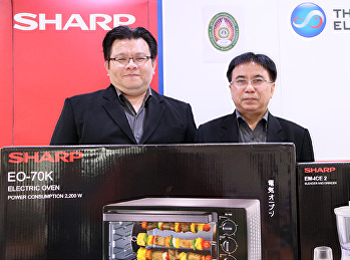บริษัท กรุงไทยการไฟฟ้า จำกัด (SHARP)
มอบผลิตภัณฑ์เครื่องใช้ไฟฟ้า ให้กับ
สาขาวิชาคหกรรมศาสตร์
คณะวิทยาศาสตร์และเทคโนโลยี
