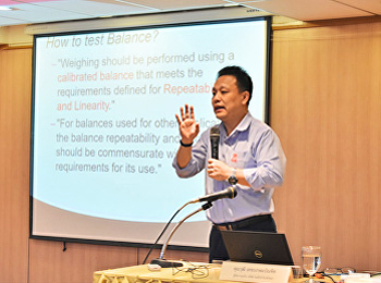 ศูนย์วิทยาศาสตร์
จัดอบรมการใช้เครื่องมือพื้นฐานให้กับนักศึกษา