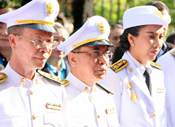 คณบดีคณะวิทยาศาสตร์ฯ ร่วมพิธีถวายพระพร
เฉลิมพระชนมพรรษา พระบรมราชชนนีพันปีหลวง