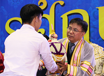 คณบดีและคณาจารย์คณะวิทยาศาสตร์ฯ
เข้าร่วมพิธีไหว้ครู ประจำปีการศึกษา 2562